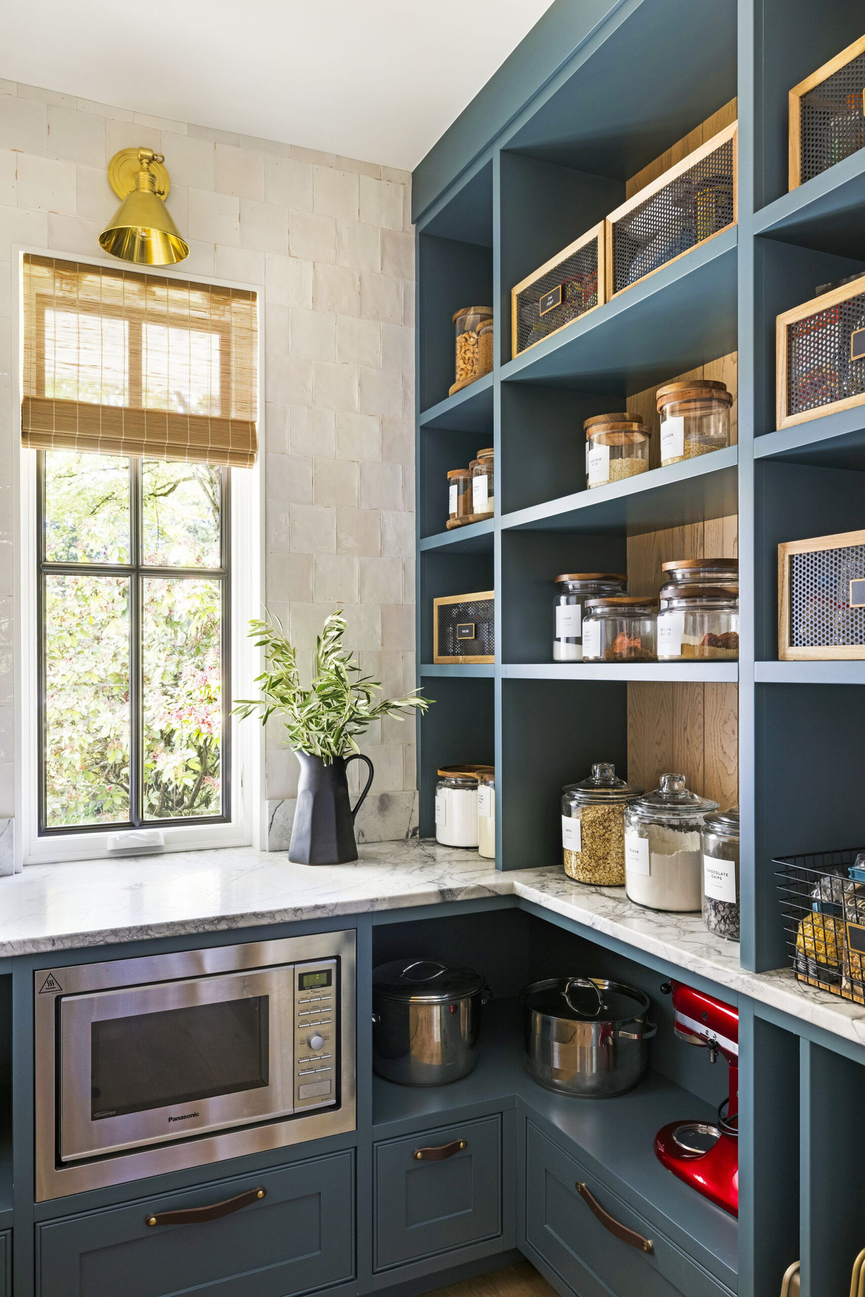 70 Best Small Kitchen Design Ideas - Small Kitchen Layout Photos for Kitchen Room Design